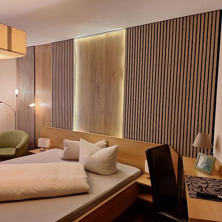 Hotel Garni Und Apartments Zur Krone Hilpoltstein Kültér fotó